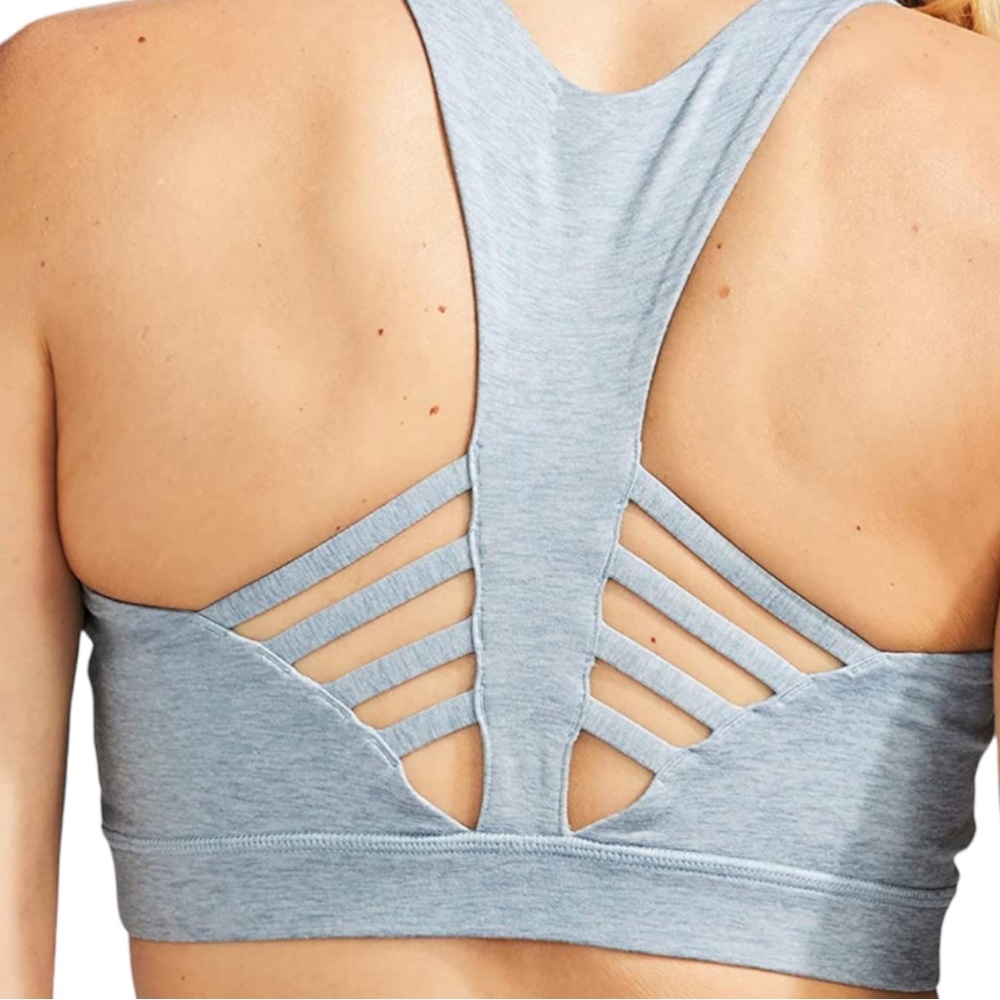 NEW Peloton Embrace Baby Blue Cutout Strappy Stretch Logo Sports Bra Size M - Picture 5 of 10